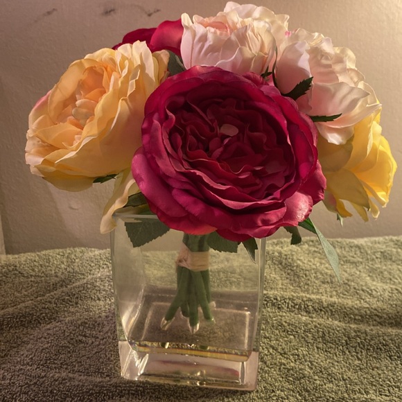 Heirloom Faux Roses Arrangement - Picture 3 of 4